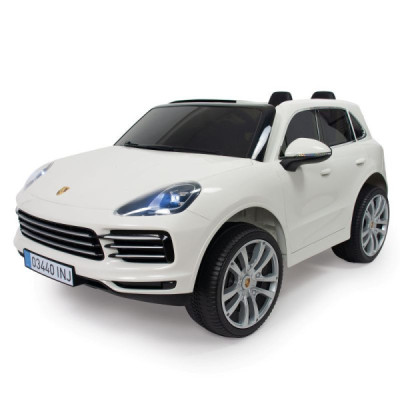 Art. 00725001 Auto Porsche Cayenne Bianco.jpg